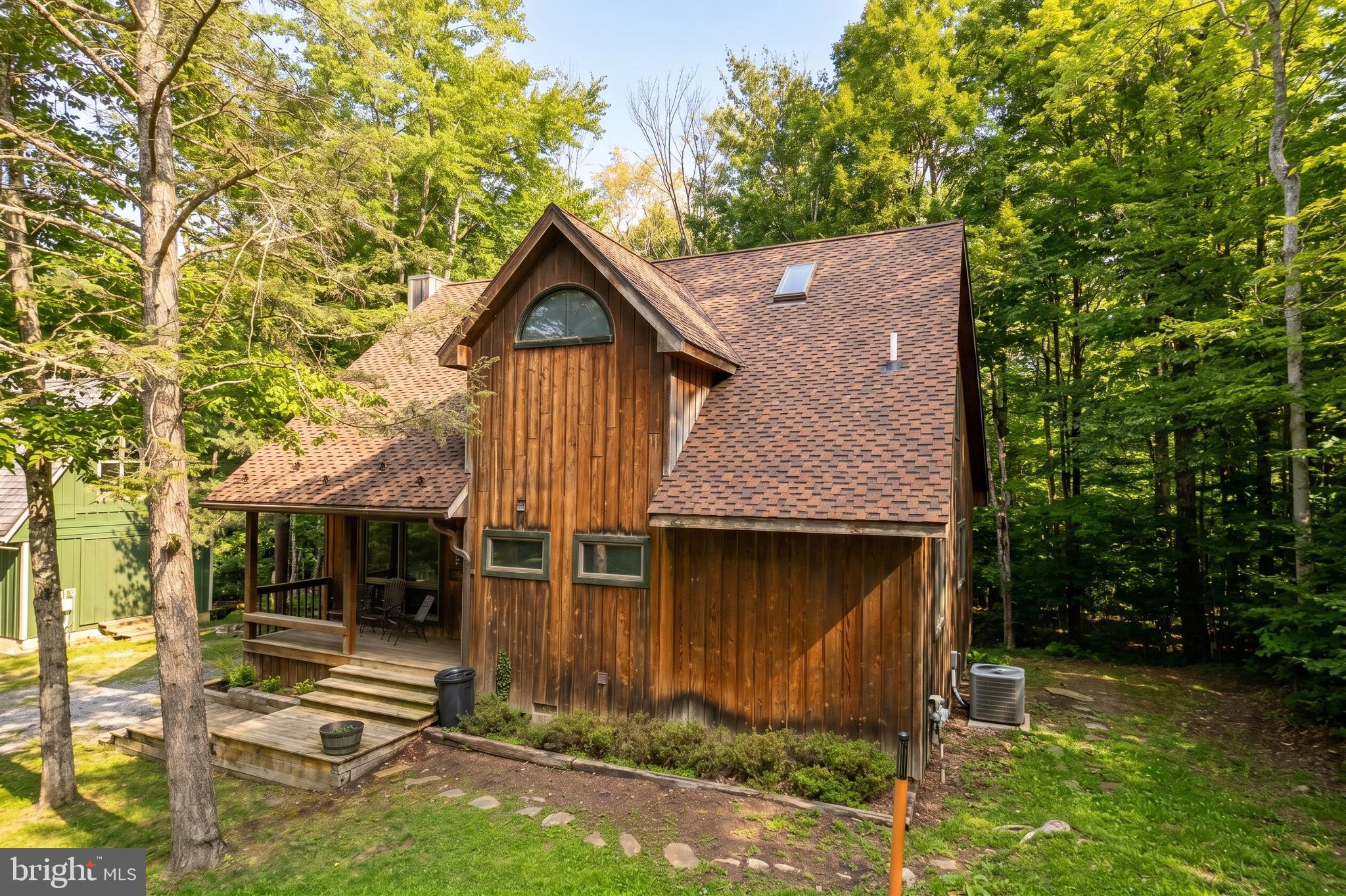195 BROOKSIDE ROAD