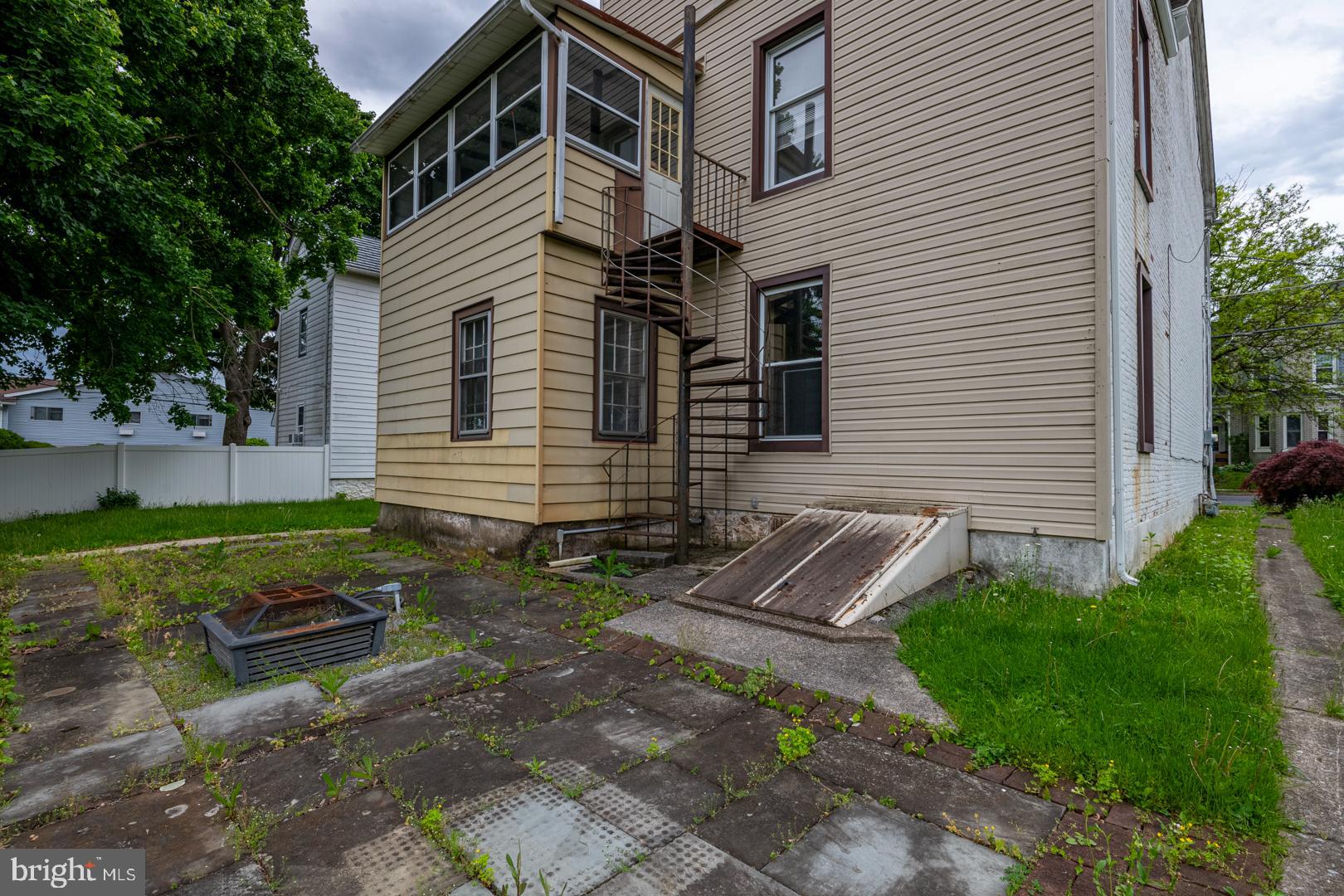 BRANDYWINE MEADOWS - Residential