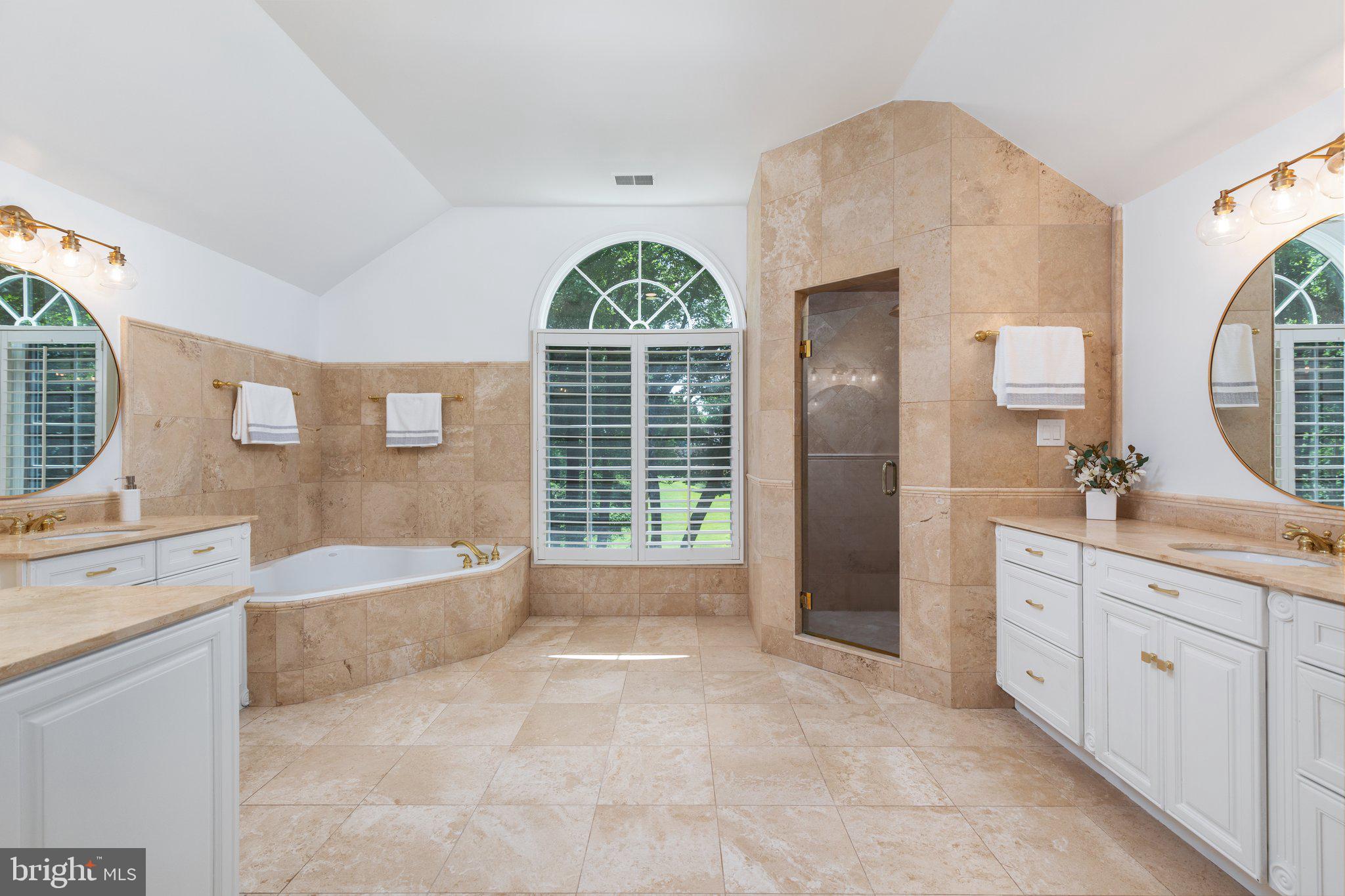 SWIFT RUN TRAILS - Residential