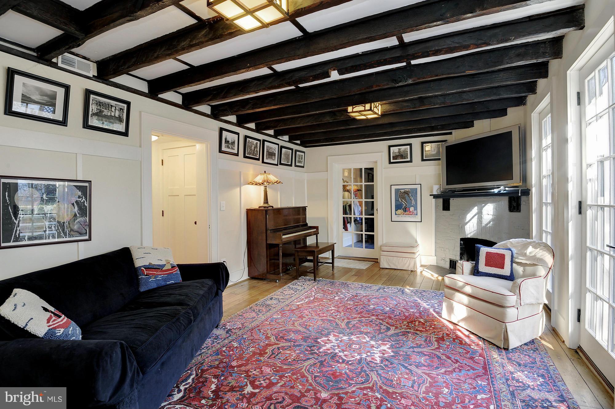 GEORGETOWN - Residential