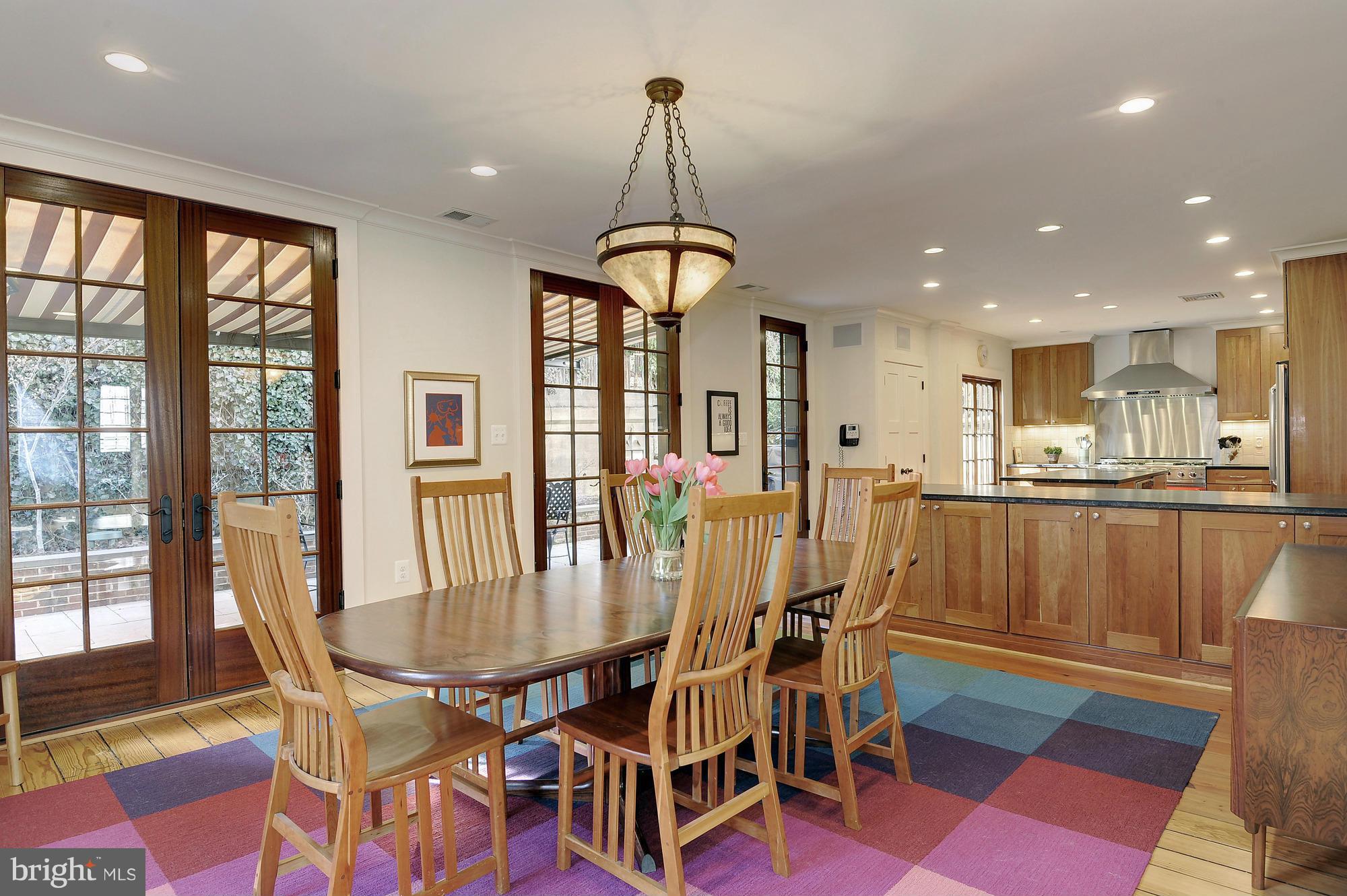 GEORGETOWN - Residential