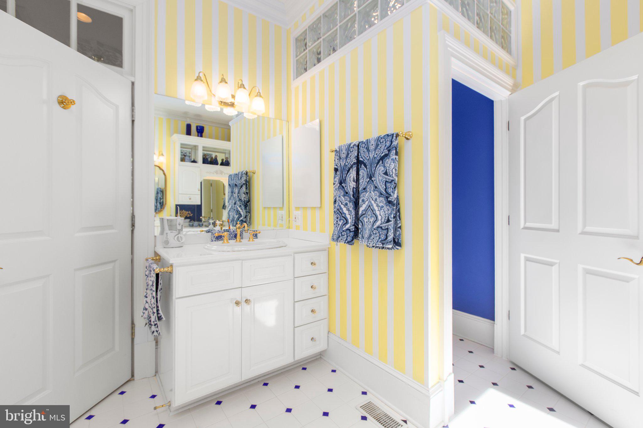 FAWN LAKE - Residential