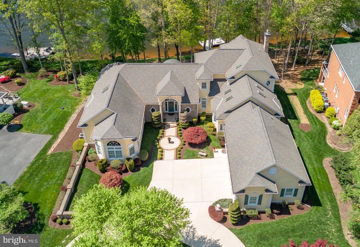 11306 STONEWALL JACKSON DRIVE