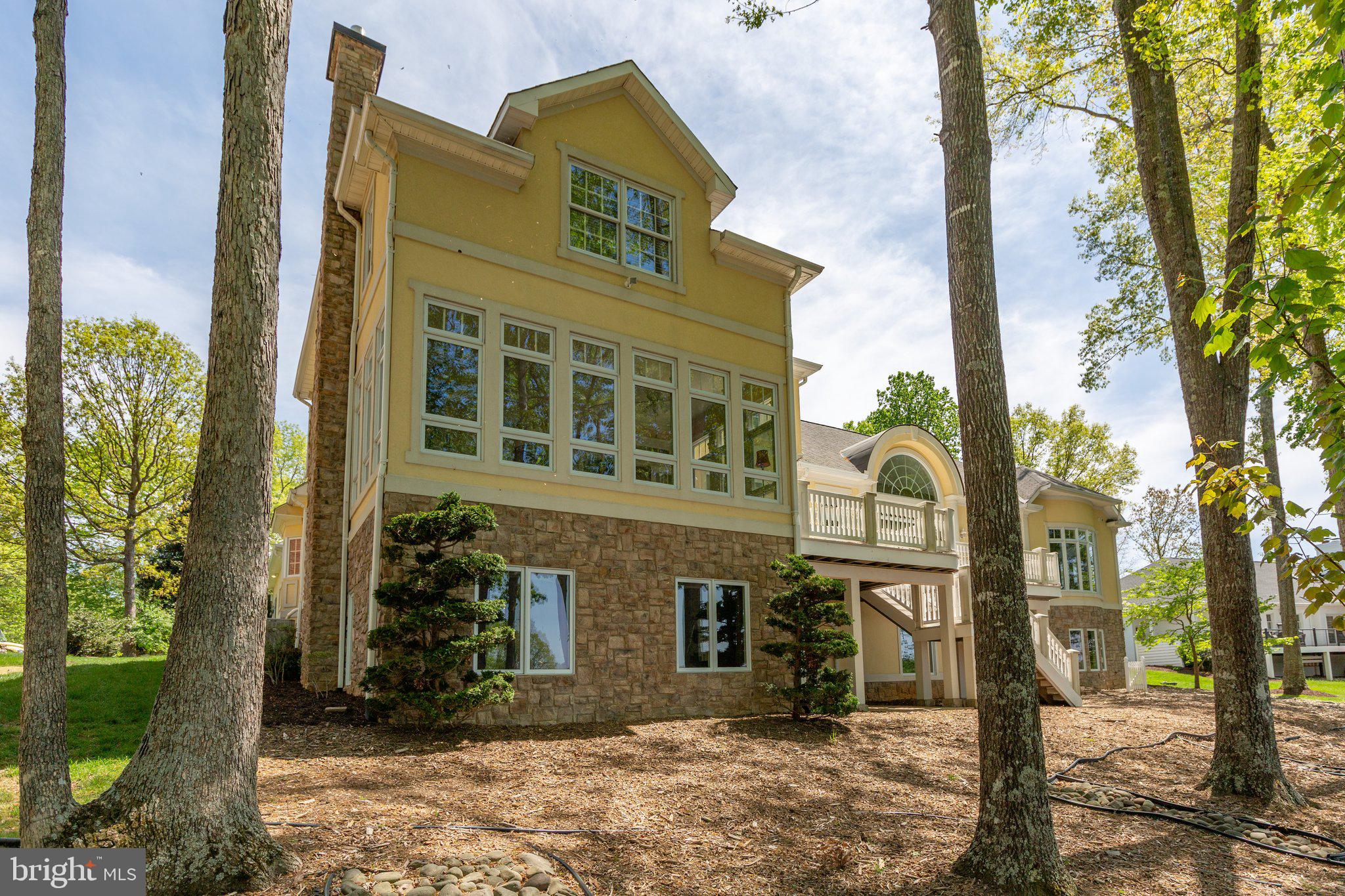 FAWN LAKE - Residential