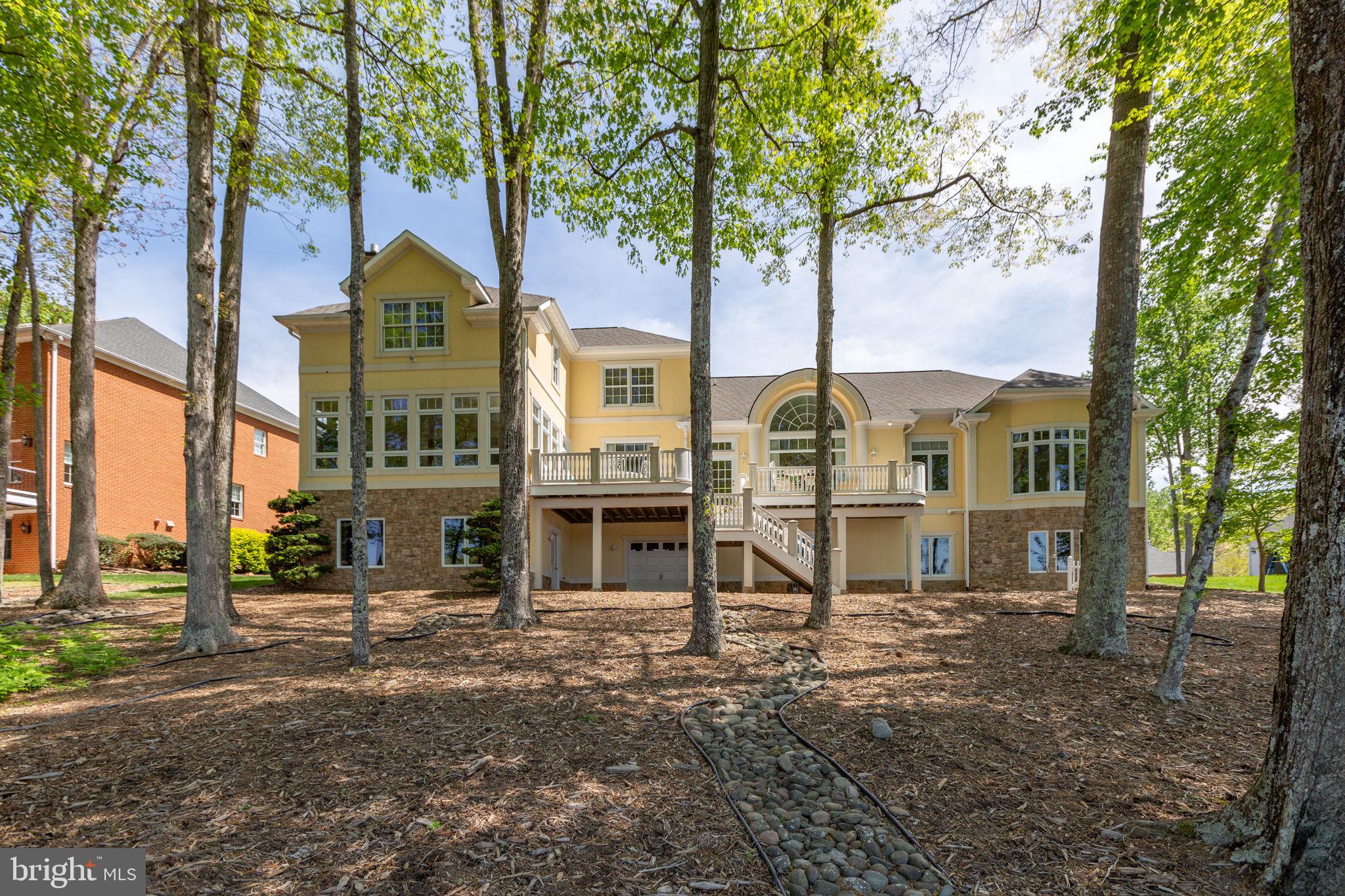 FAWN LAKE - Residential