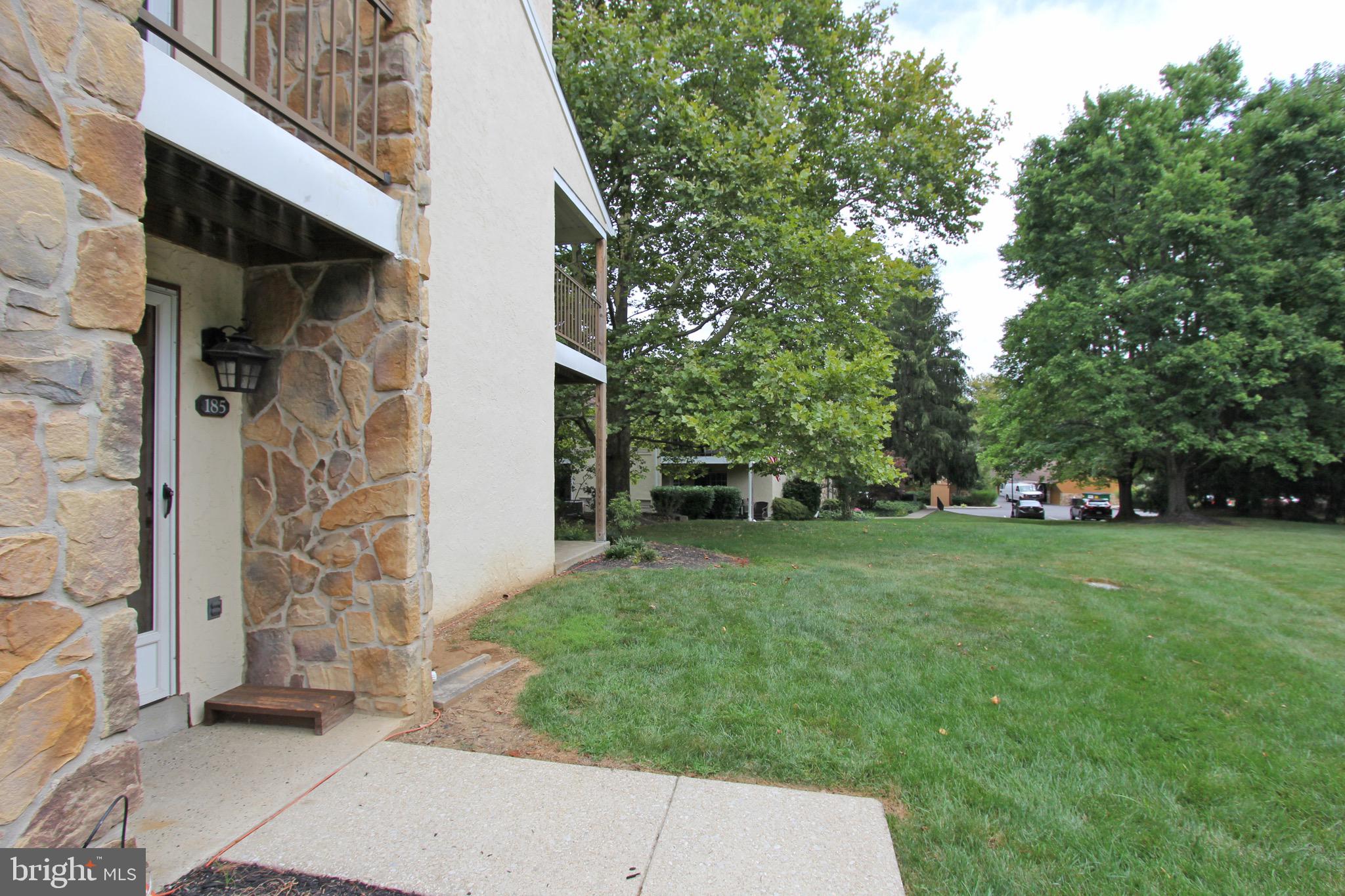 185 VALLEY STREAM CIRCLE