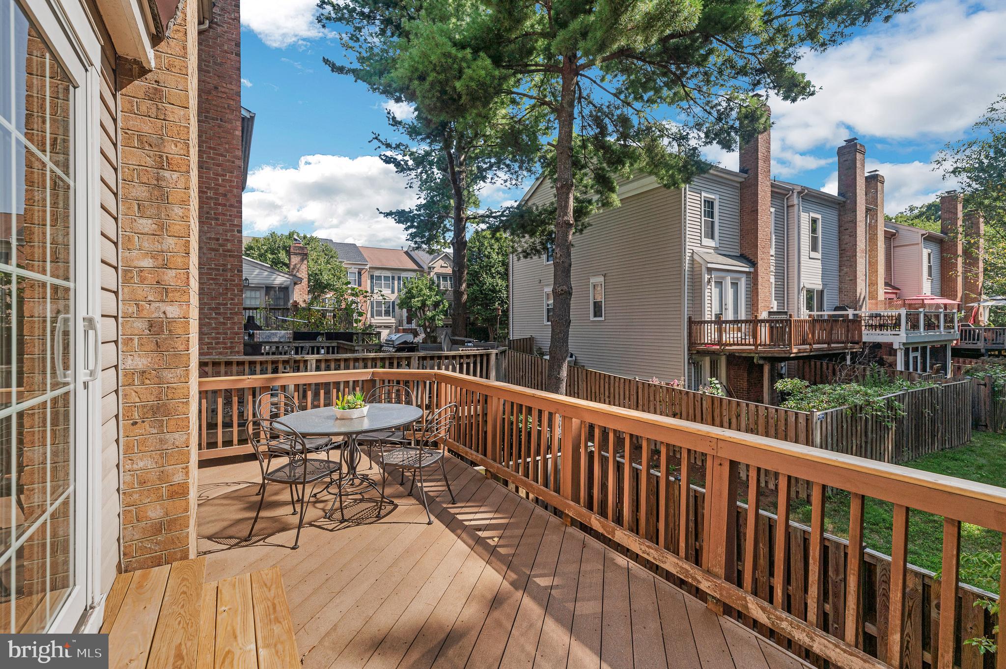 SULLY STATION - Residential