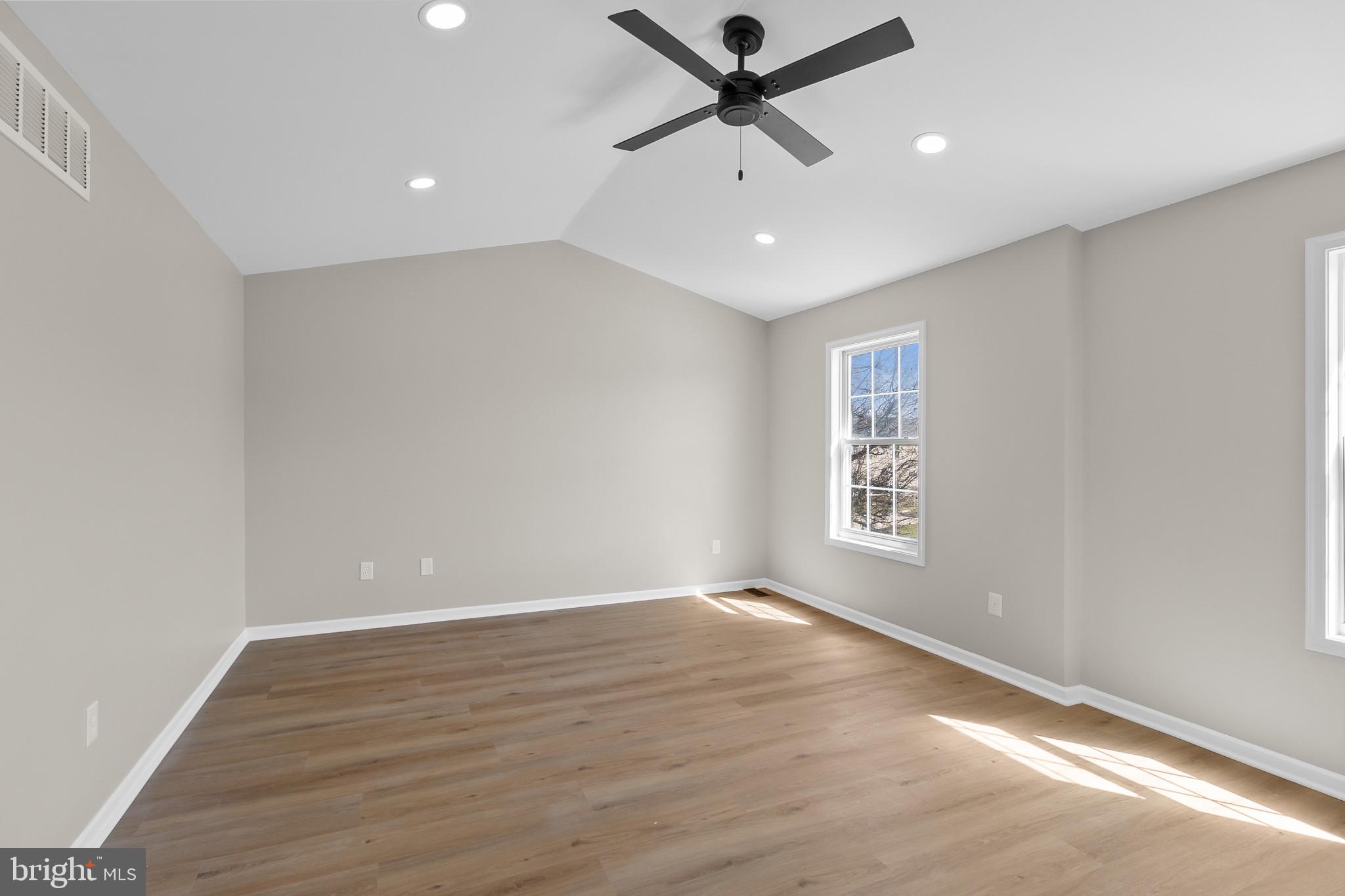 FRENCHTOWN WOODS - Residential