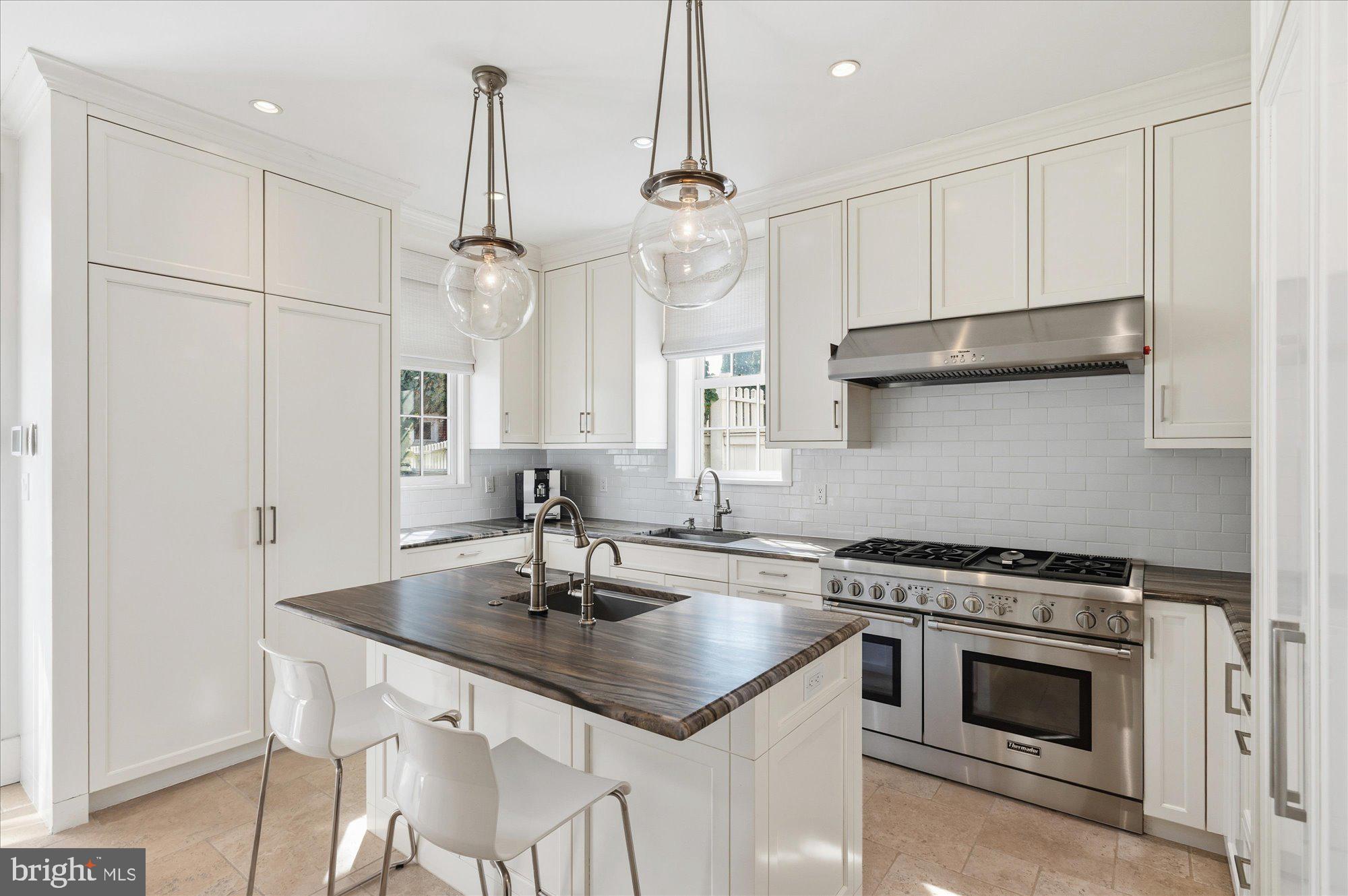 GEORGETOWN - Residential