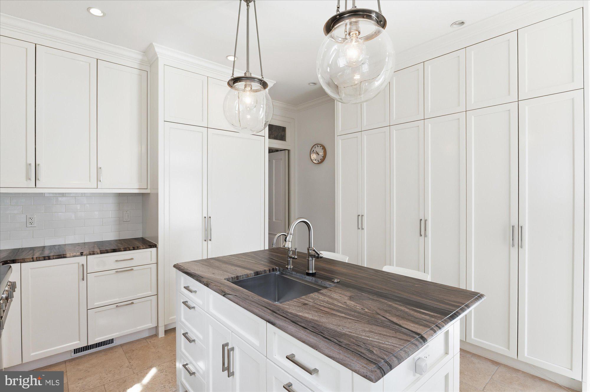 GEORGETOWN - Residential