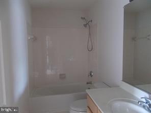 TOWNS OF COVINGTON SQUARE - Residential Lease