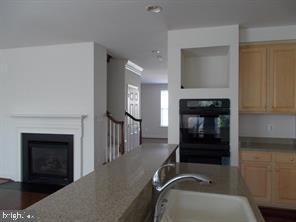 TOWNS OF COVINGTON SQUARE - Residential Lease