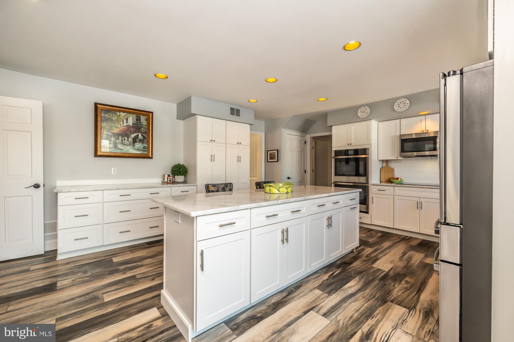 RADLEY RUN - Residential