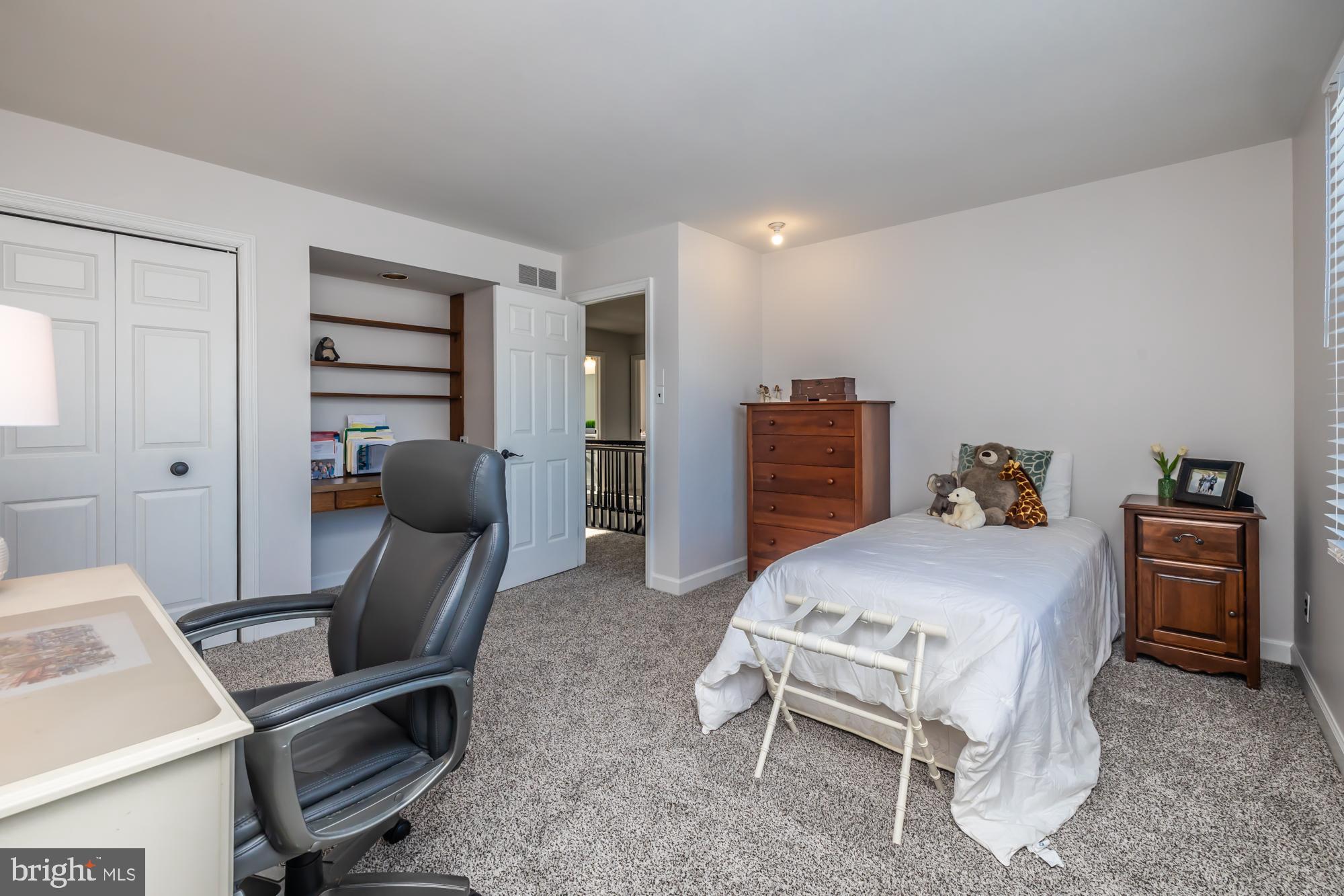 RADLEY RUN - Residential