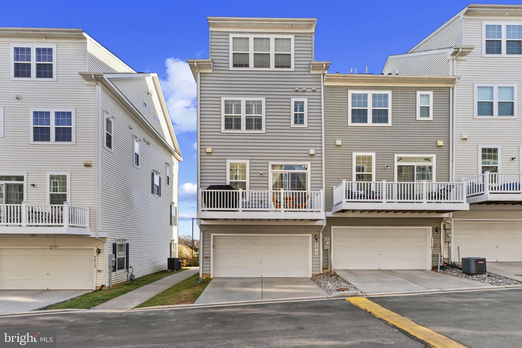 ELKRIDGE CROSSING - Residential