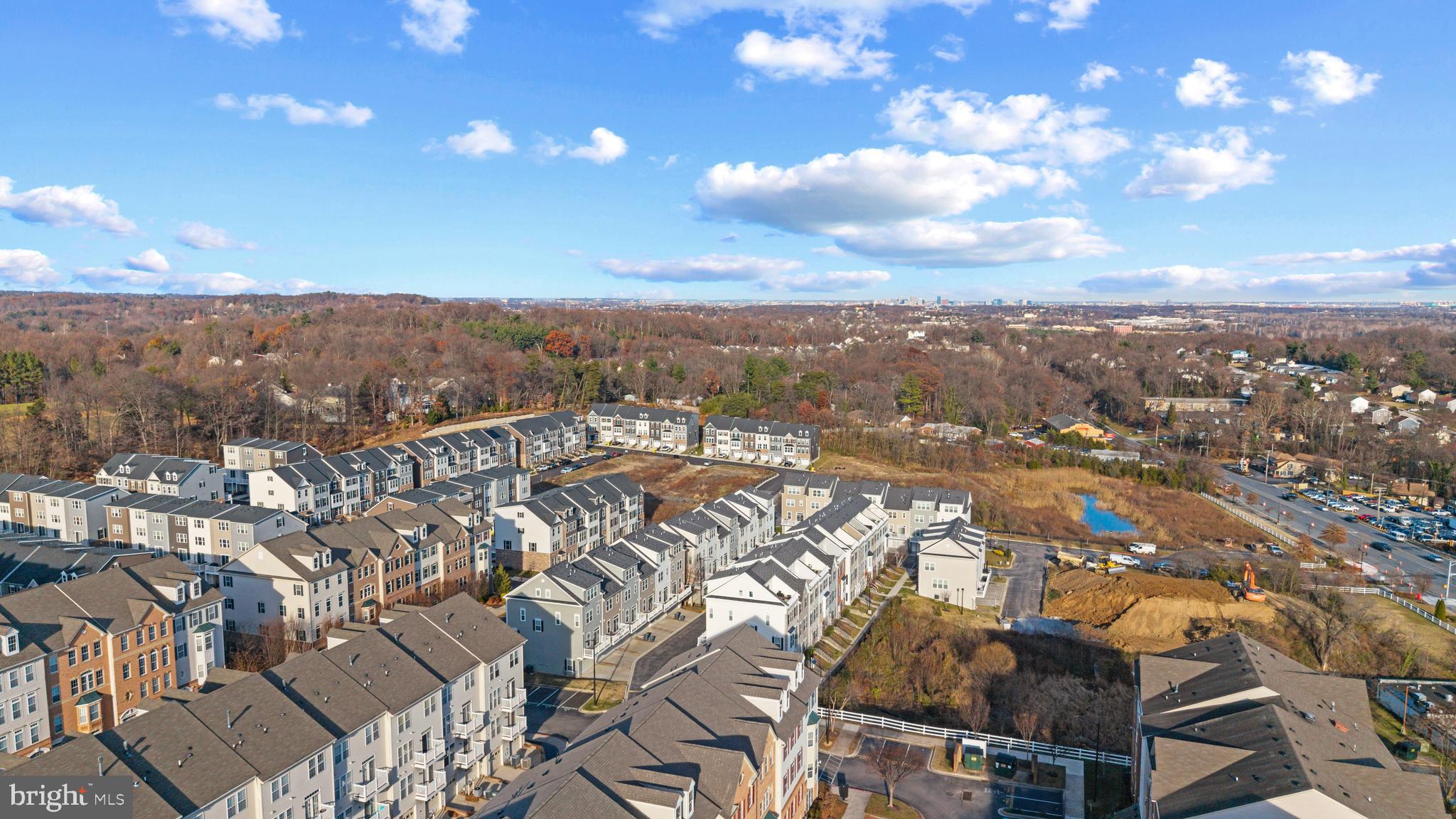 ELKRIDGE CROSSING - Residential