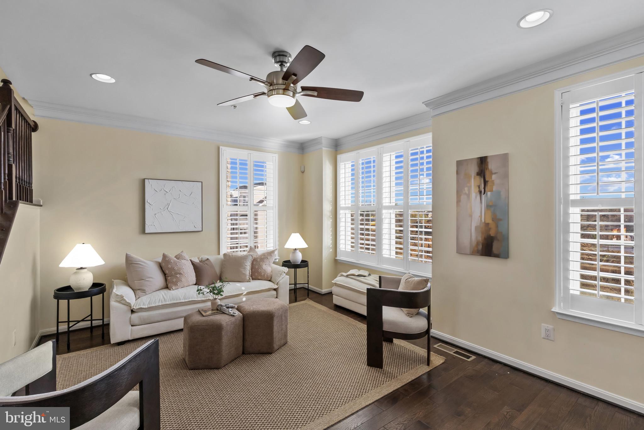 ELKRIDGE CROSSING - Residential