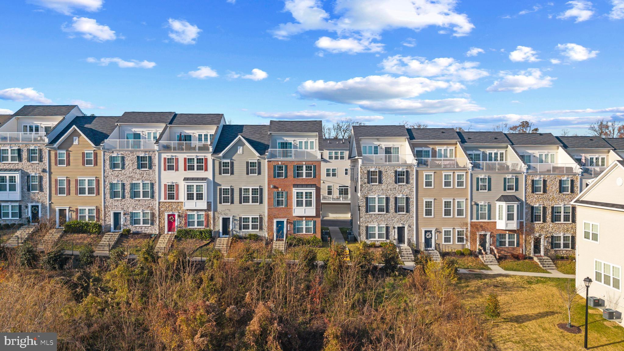 ELKRIDGE CROSSING - Residential