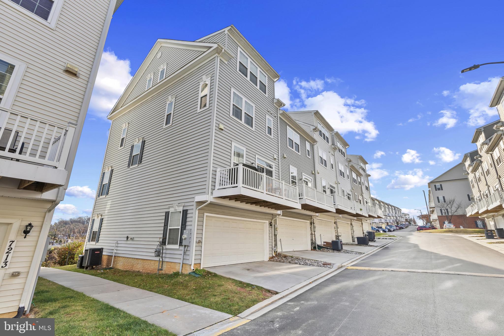 ELKRIDGE CROSSING - Residential