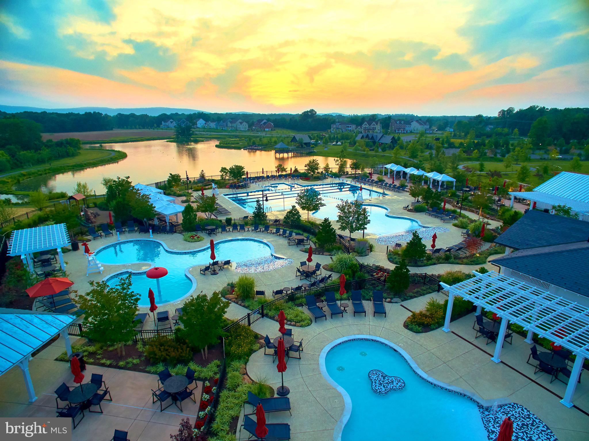 THE GRANT AT WILLOWSFORD - Residential