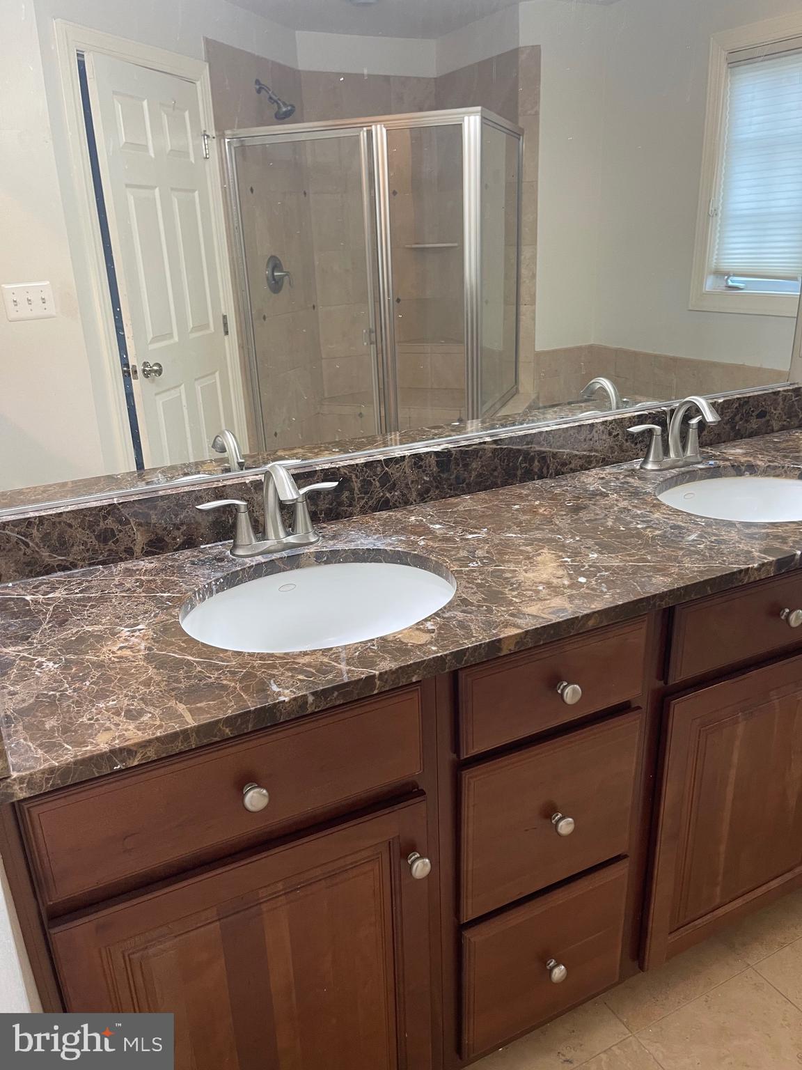 MONTGOMERY WHITE OAK - Residential Lease