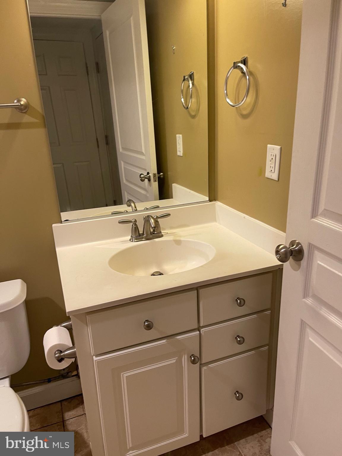 MONTGOMERY WHITE OAK - Residential Lease