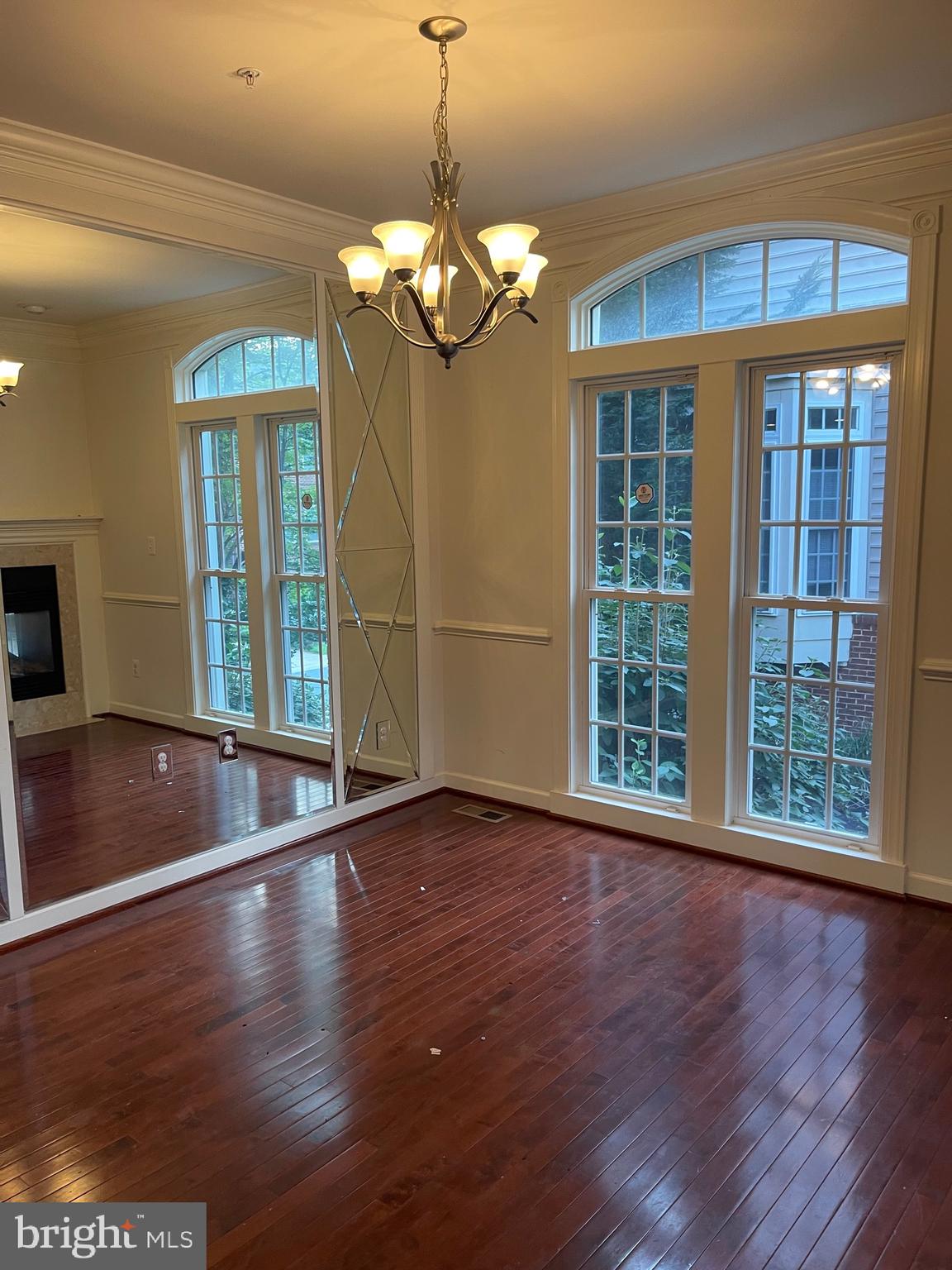 MONTGOMERY WHITE OAK - Residential Lease