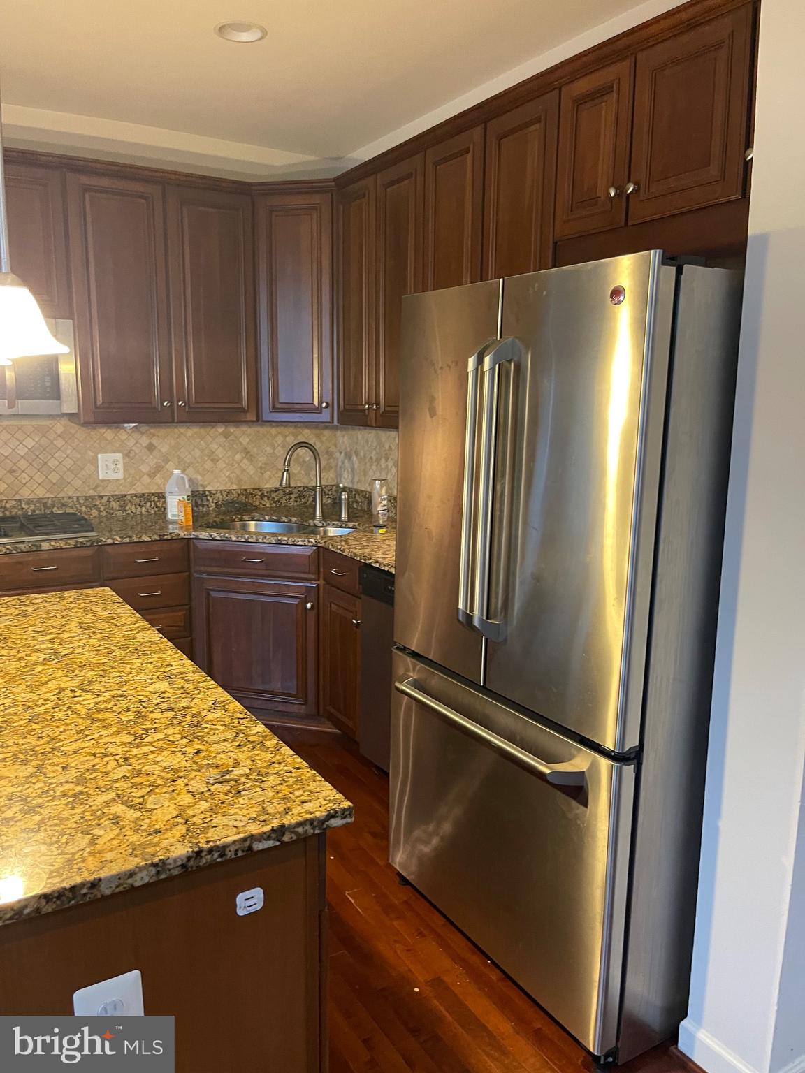 MONTGOMERY WHITE OAK - Residential Lease