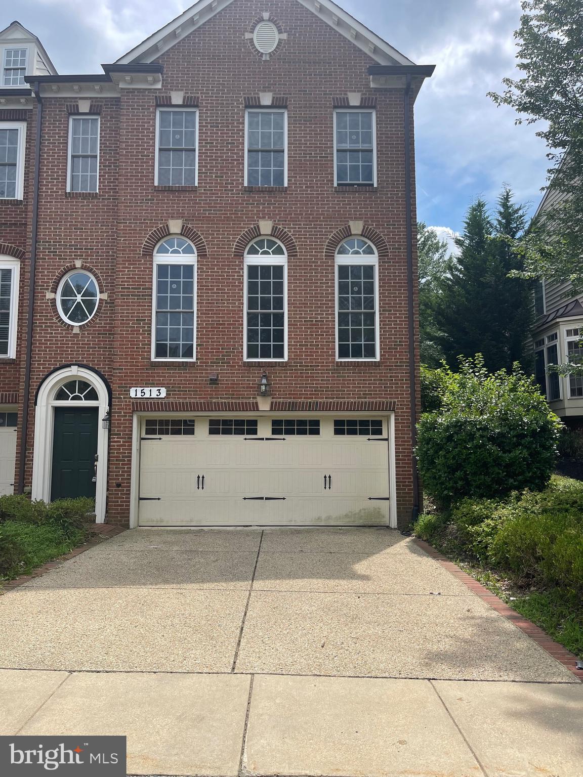 MONTGOMERY WHITE OAK - Residential Lease