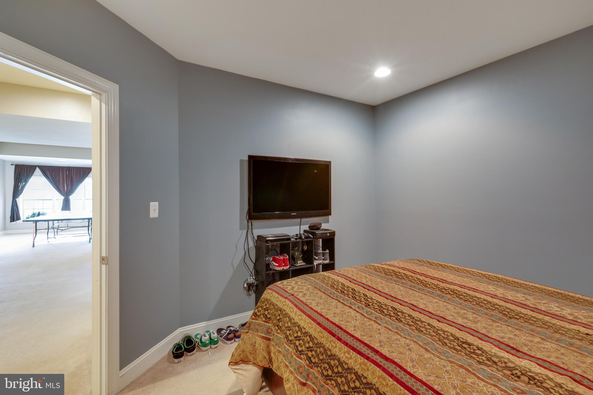 MEADOWS AT MORRIS FARM - Residential