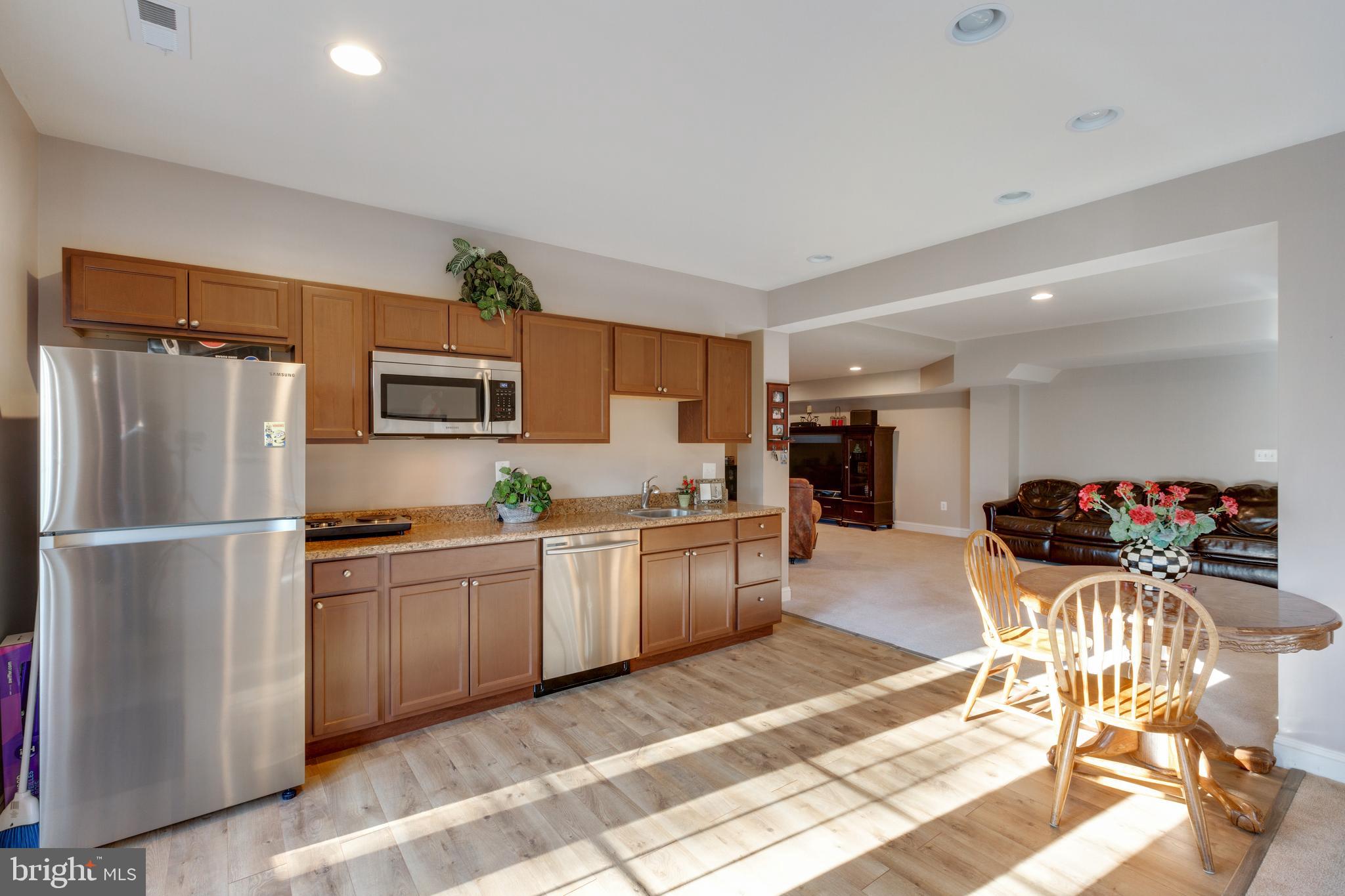 MEADOWS AT MORRIS FARM - Residential