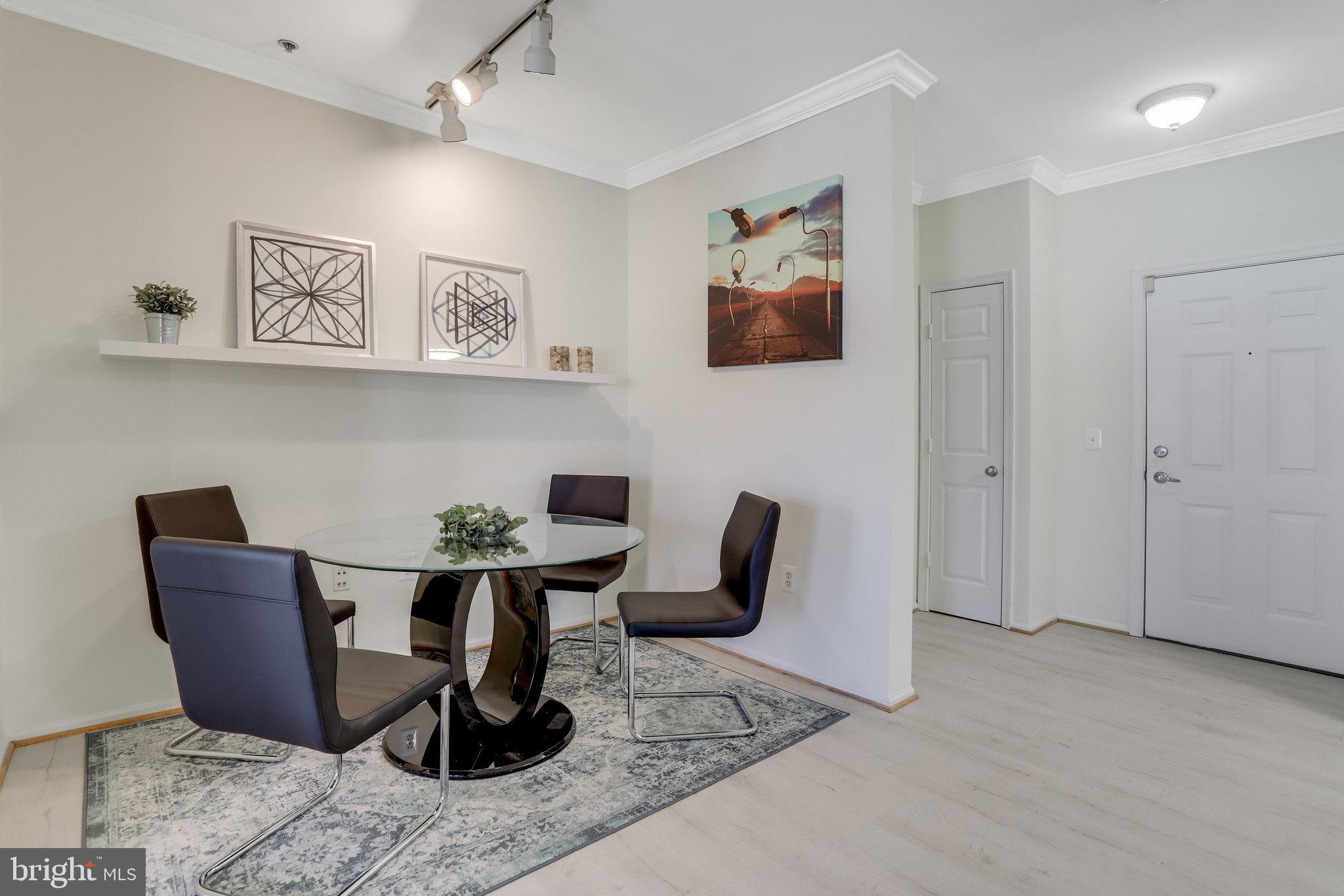 HIGH POINTE AT JEFFERSON - Residential