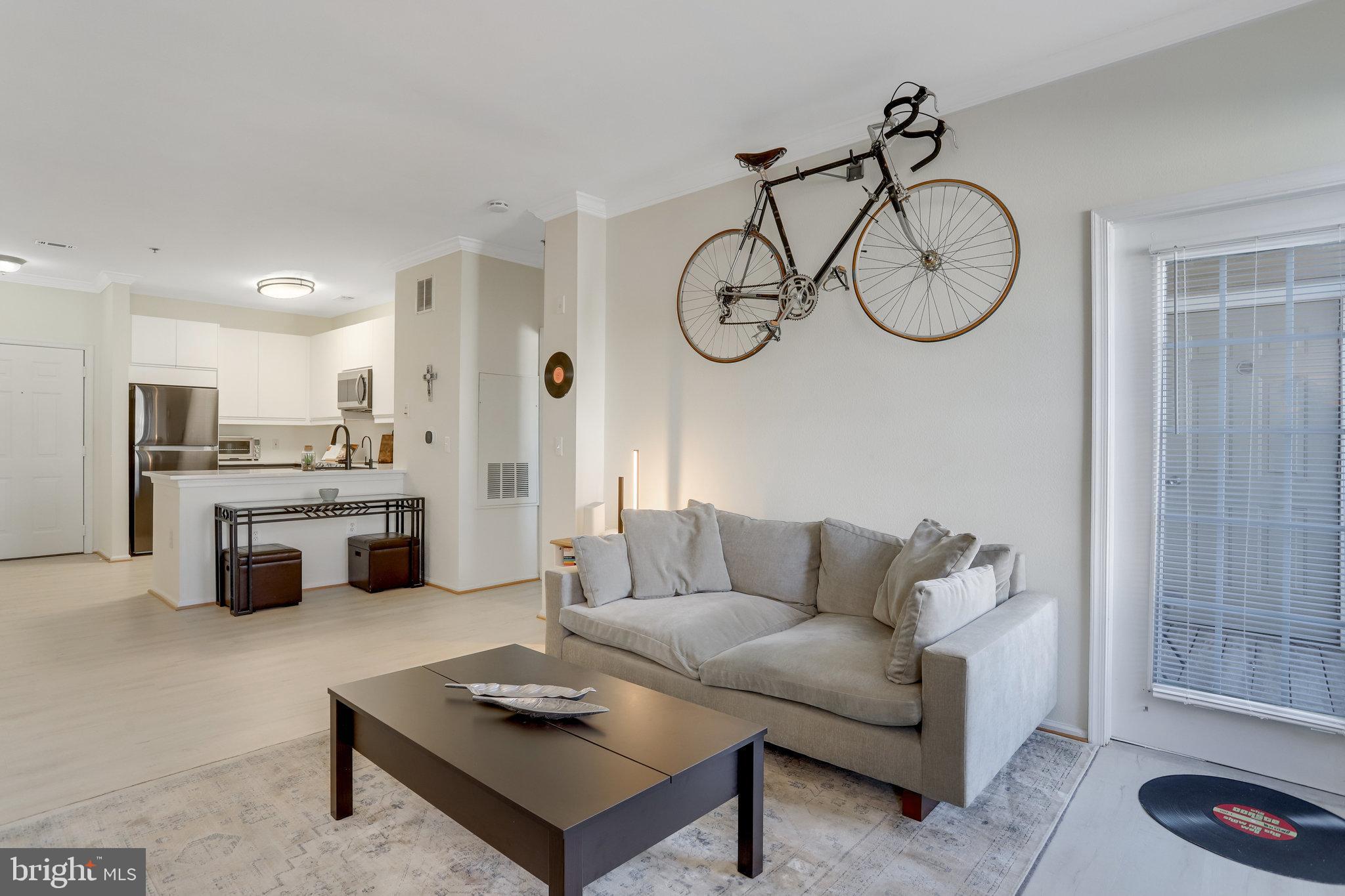 HIGH POINTE AT JEFFERSON - Residential