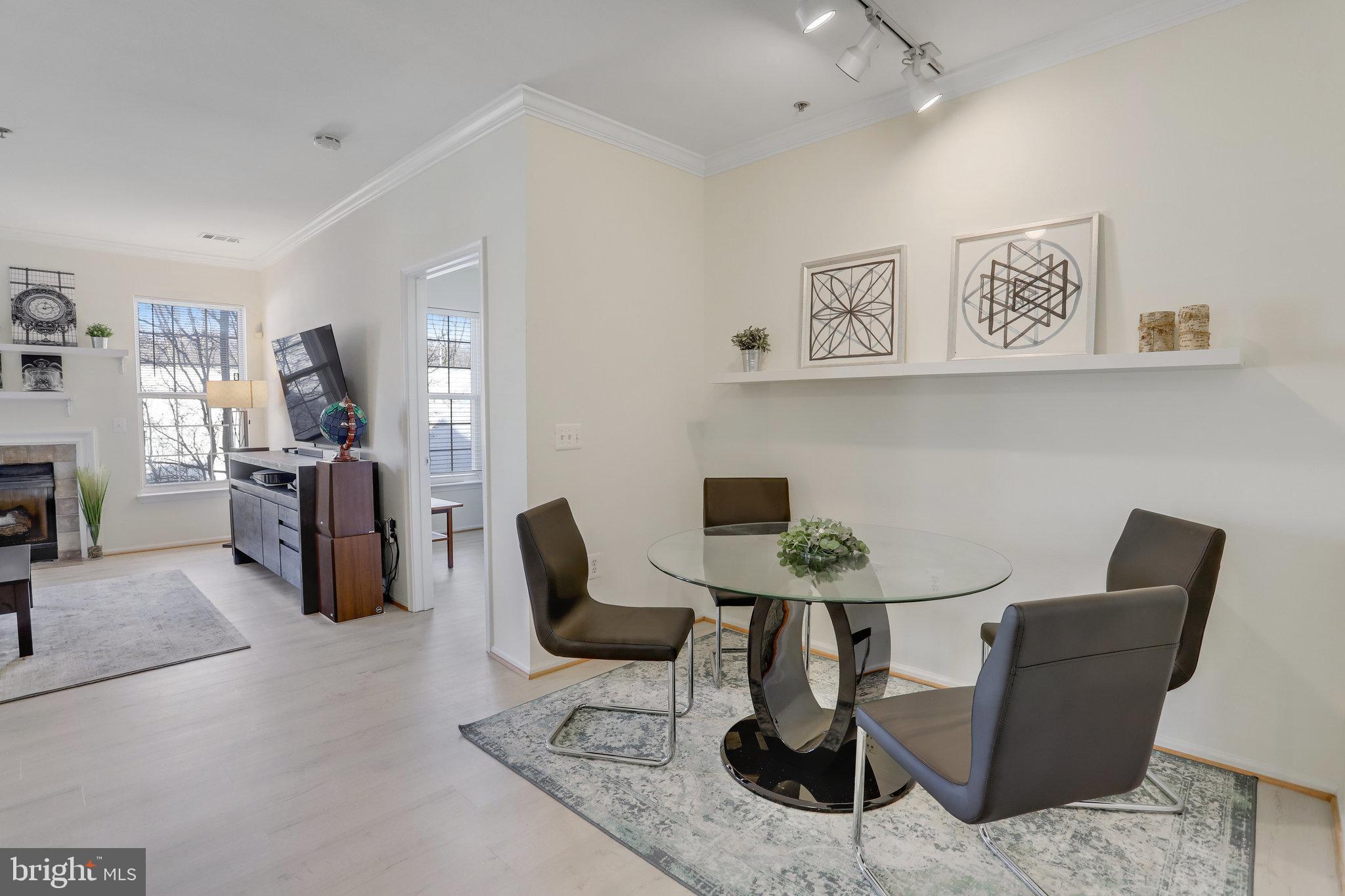 HIGH POINTE AT JEFFERSON - Residential