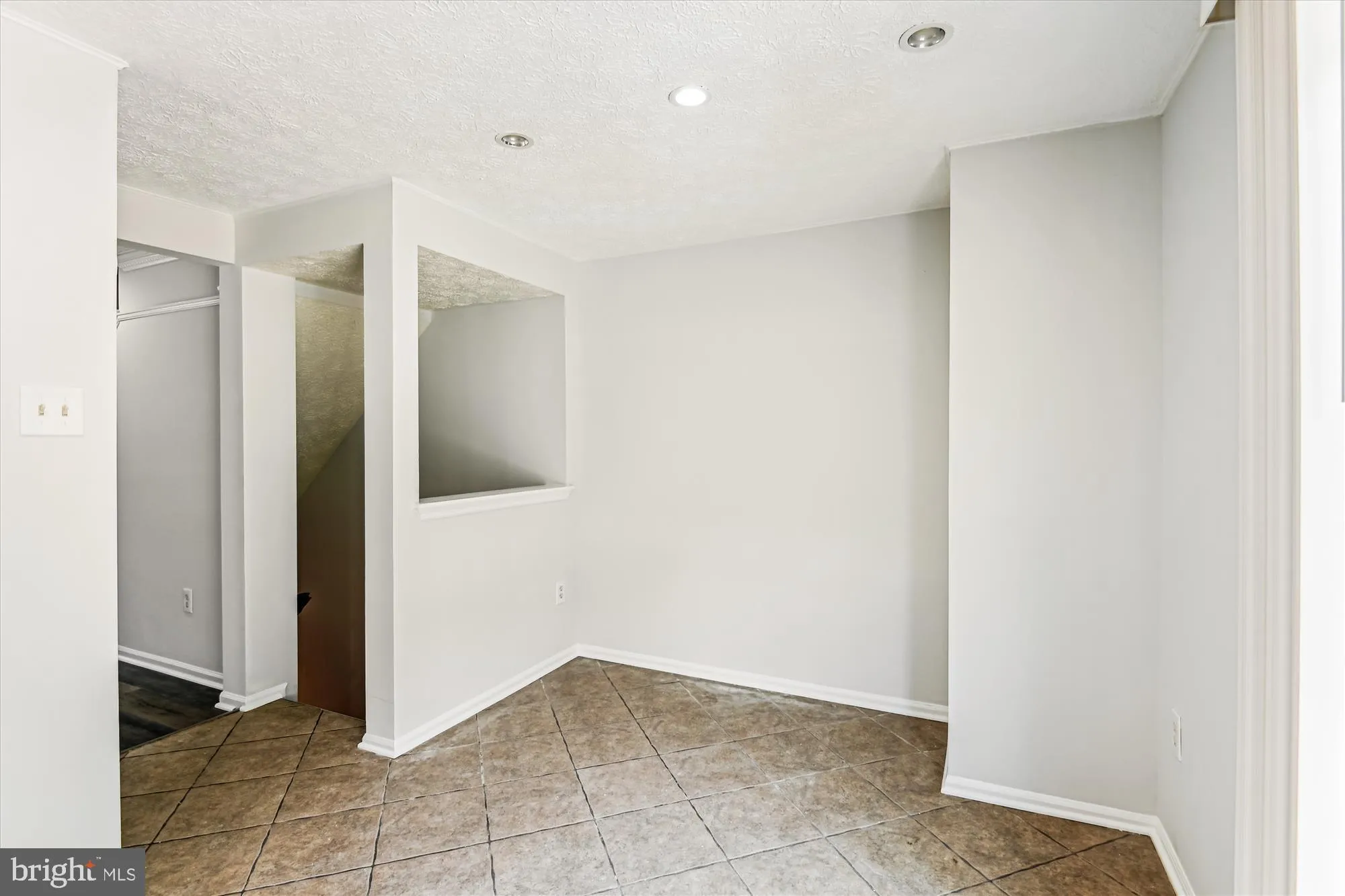 Pasadena, Maryland 21122, United States, 3 Bedrooms Bedrooms, ,3 BathroomsBathrooms,Residential,Active,149370