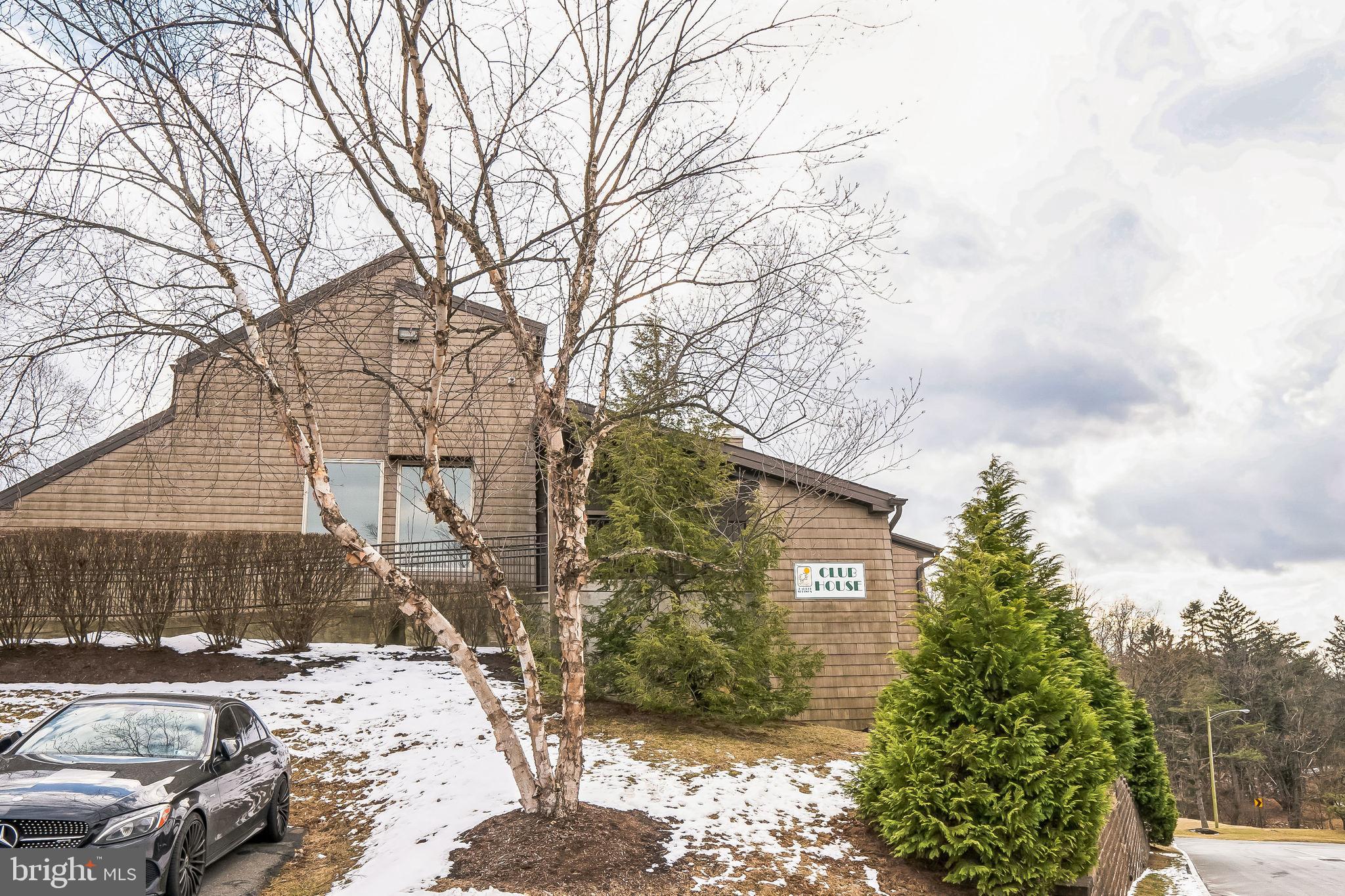 LAUREL SPRINGS - Residential