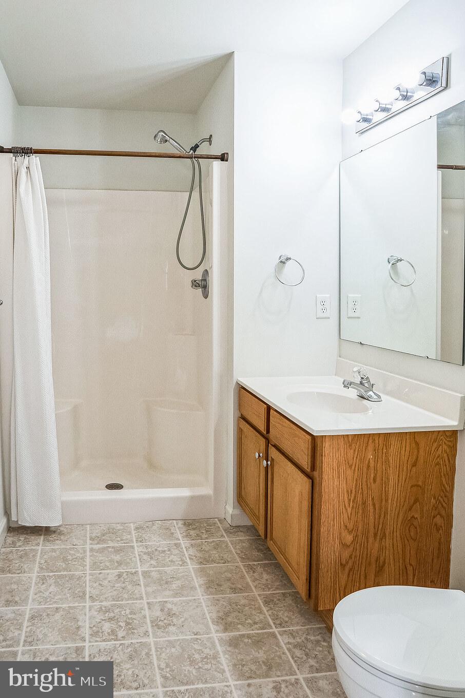 LAUREL SPRINGS - Residential