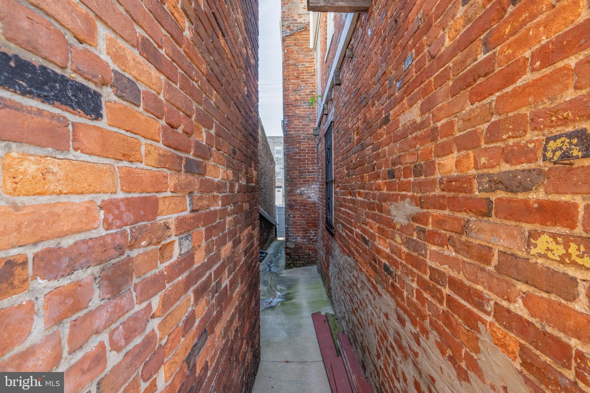 PIGTOWN HISTORIC DISTRICT - Residential Lease