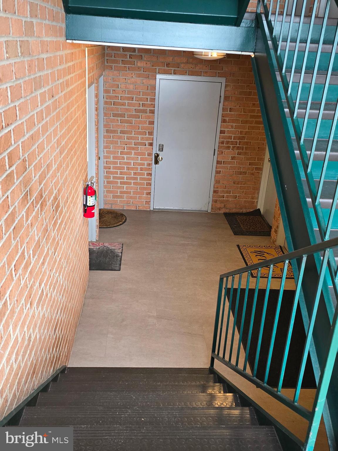 1100 LISADALE CIRCLE 1A