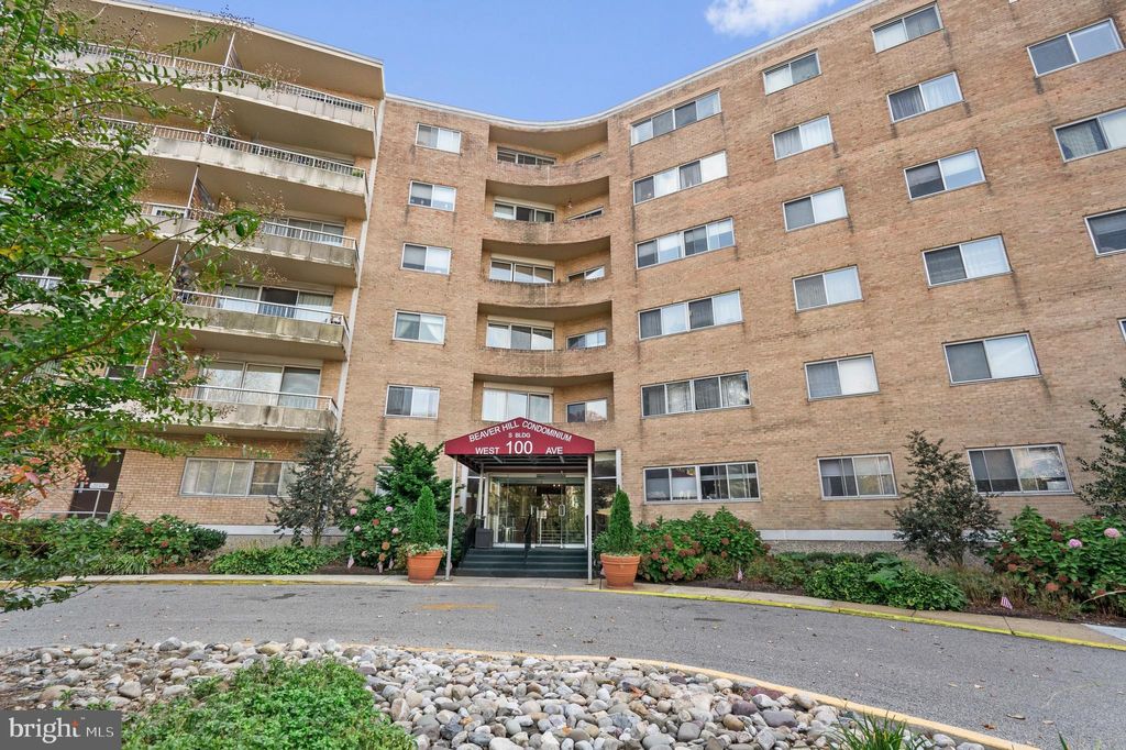 Photo of 100 West Avenue #301, JENKINTOWN, PA 19046 (MLS # PAMC2159090)