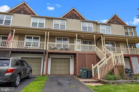 75 MULBERRY DRIVE SOUTHAMPTON PA 18966