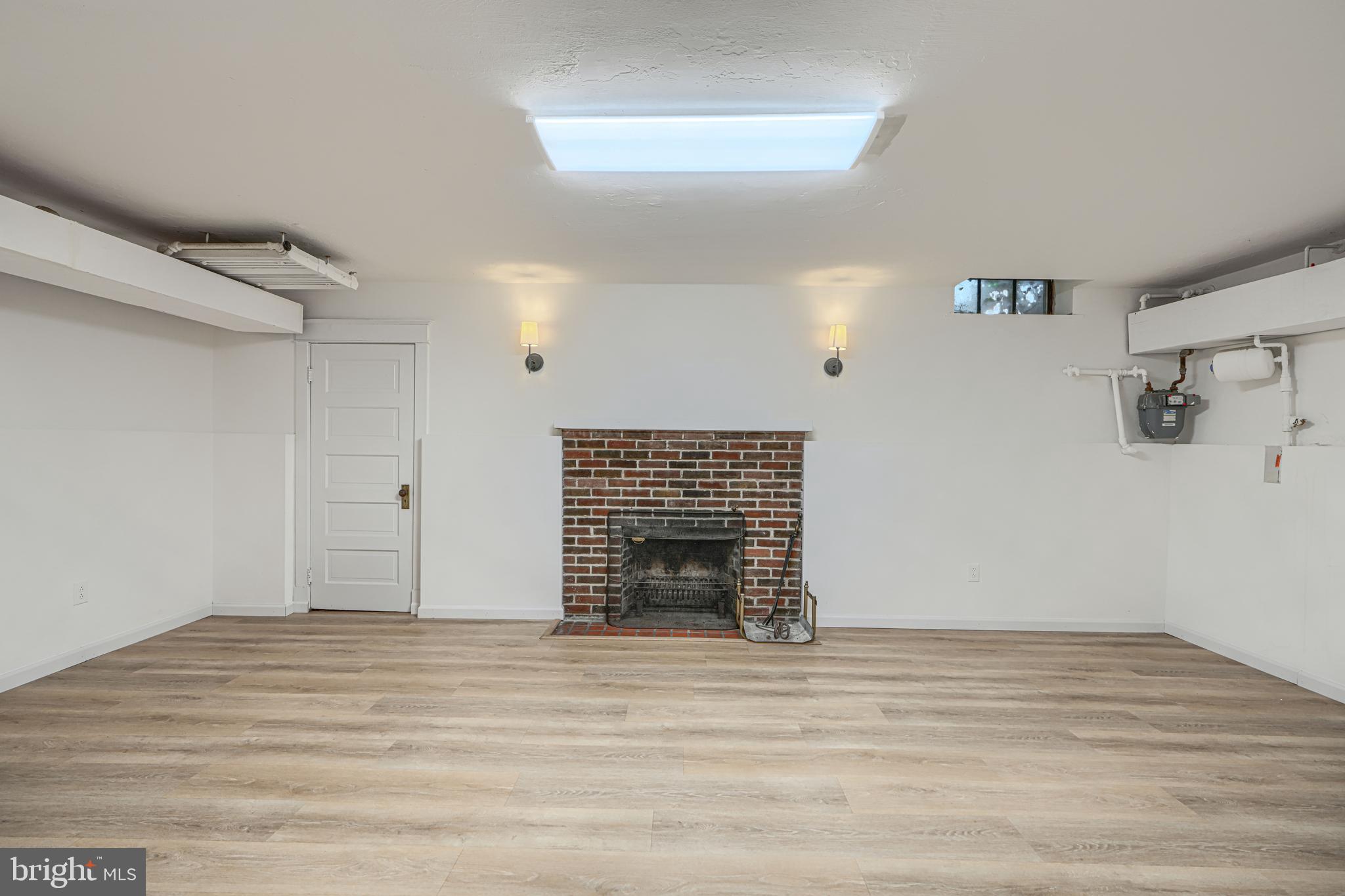 DUNLOGAN - Residential