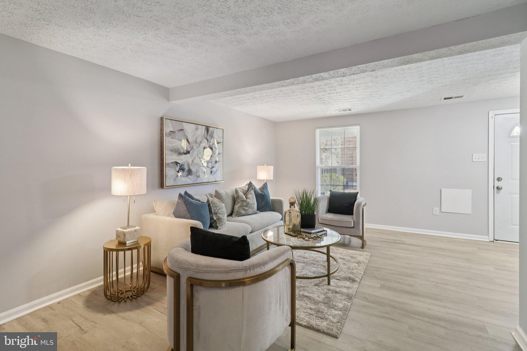 GREEN HOLLY WOODS - Residential