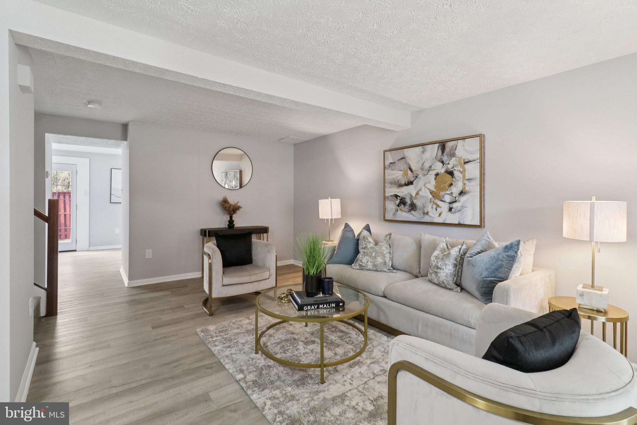 GREEN HOLLY WOODS - Residential