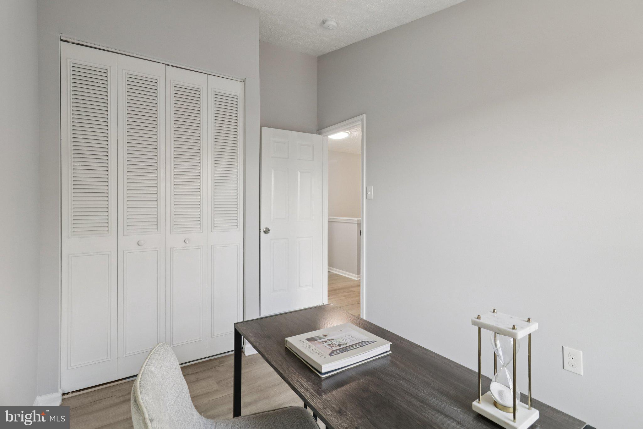 GREEN HOLLY WOODS - Residential