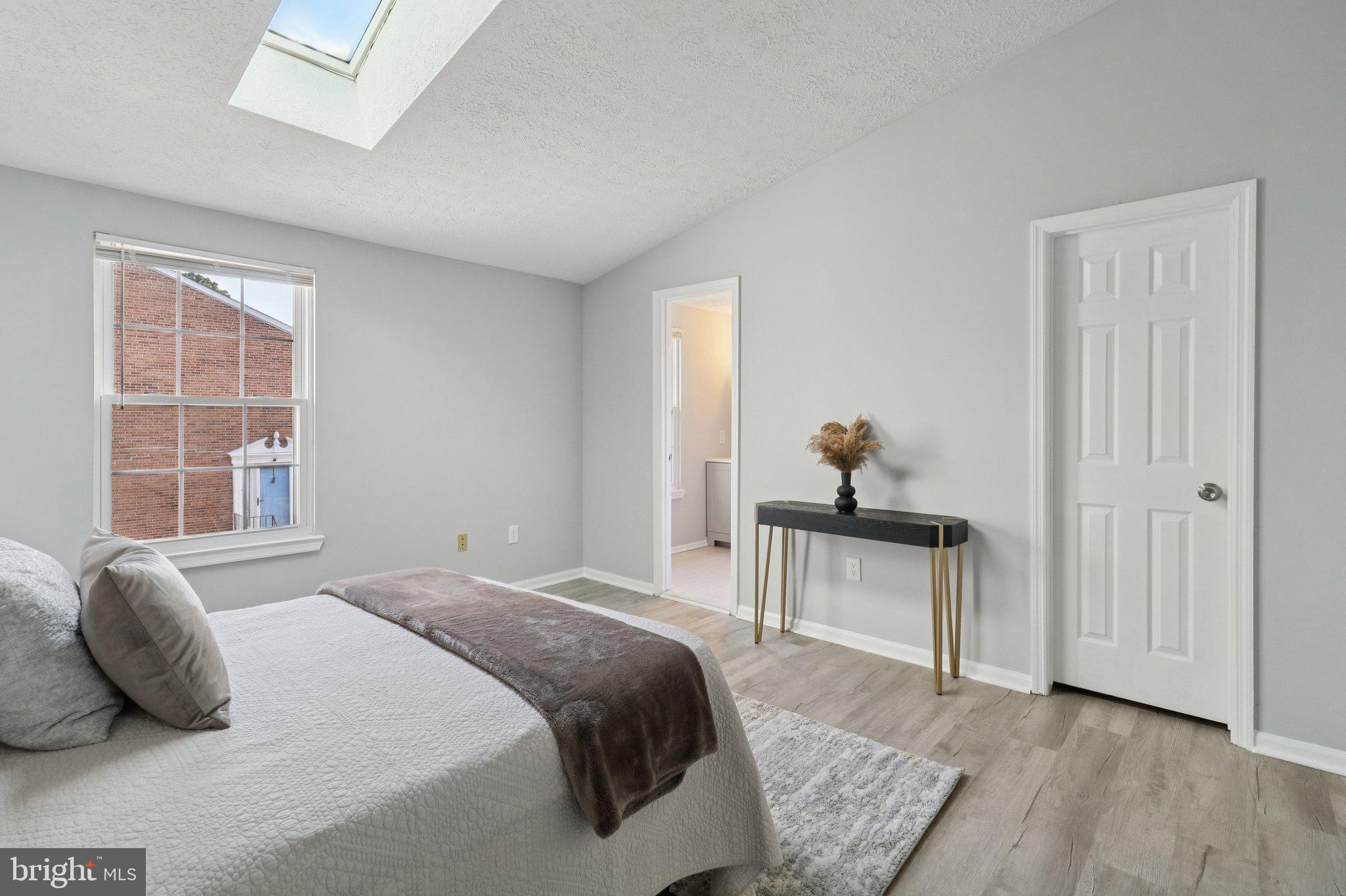 GREEN HOLLY WOODS - Residential