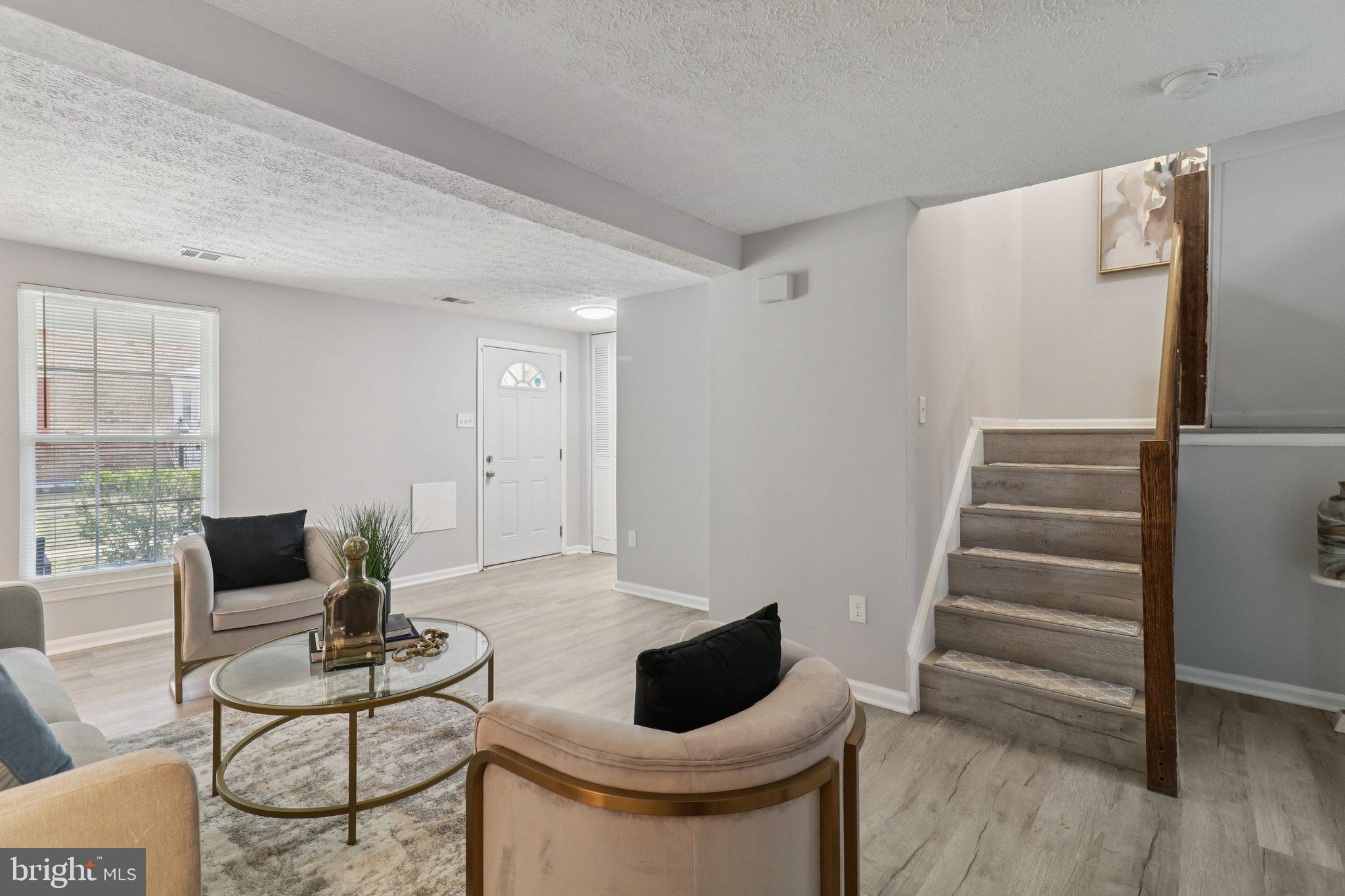 GREEN HOLLY WOODS - Residential