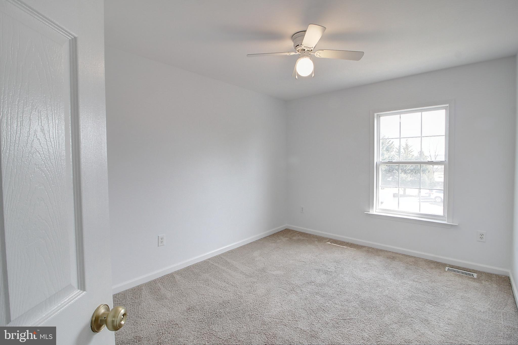 PLEASANT ACRES - Residential Lease