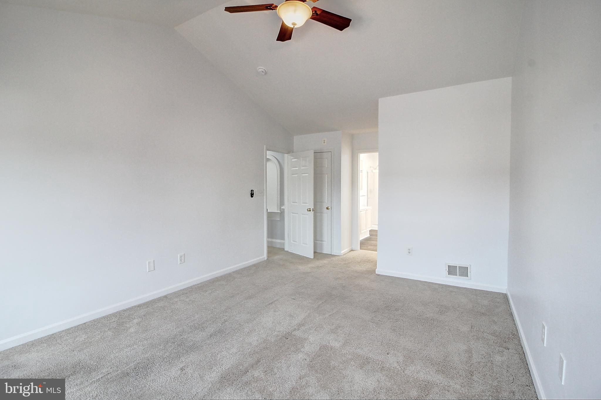 PLEASANT ACRES - Residential Lease