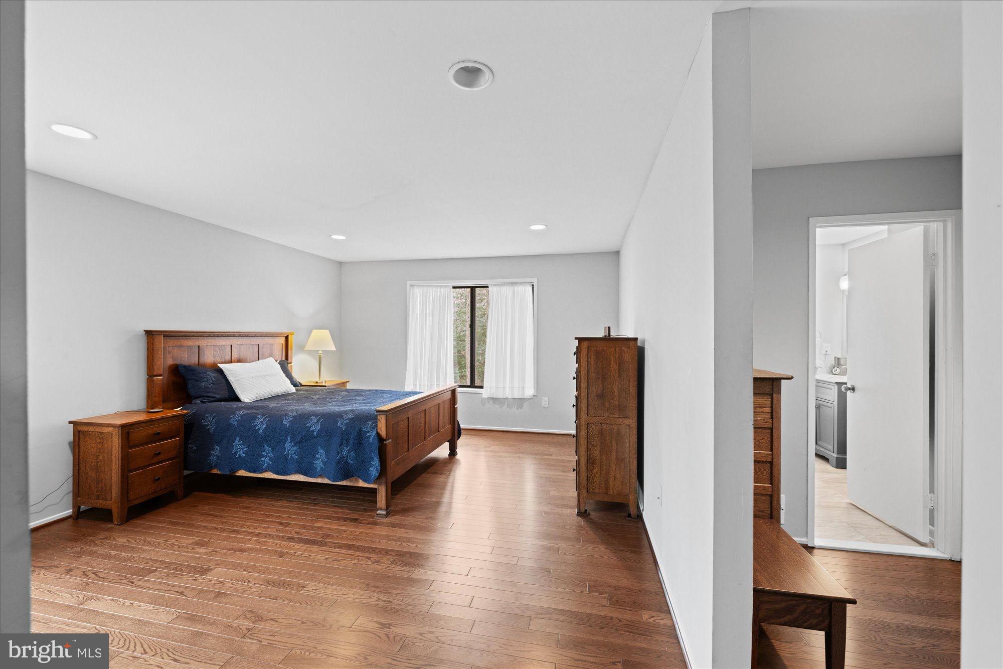 POTOMAC WOODS - Residential